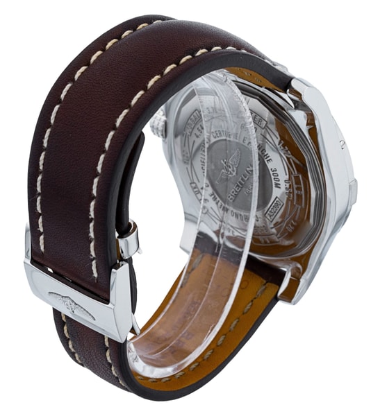 Breitling Avenger II GMT A32390